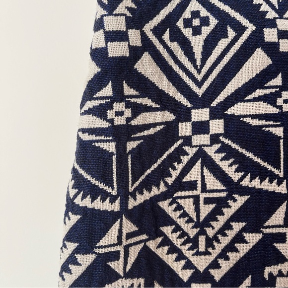 Love 21 Geometric Pattern Navy Blue and White Mini Pencil Skirt - Picture 6 of 6